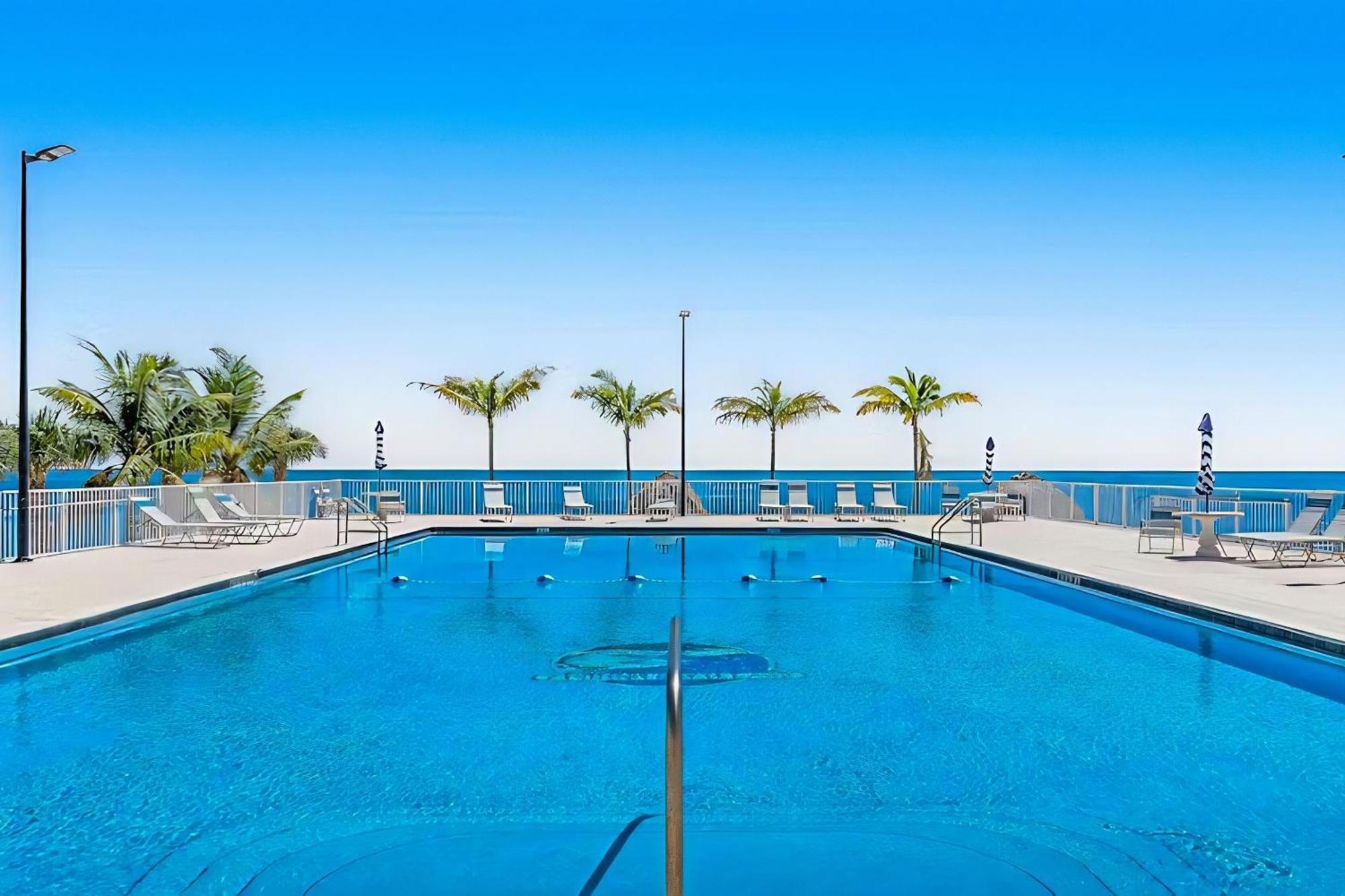 Sea Grape Getaway Hotel Marathon Exterior photo